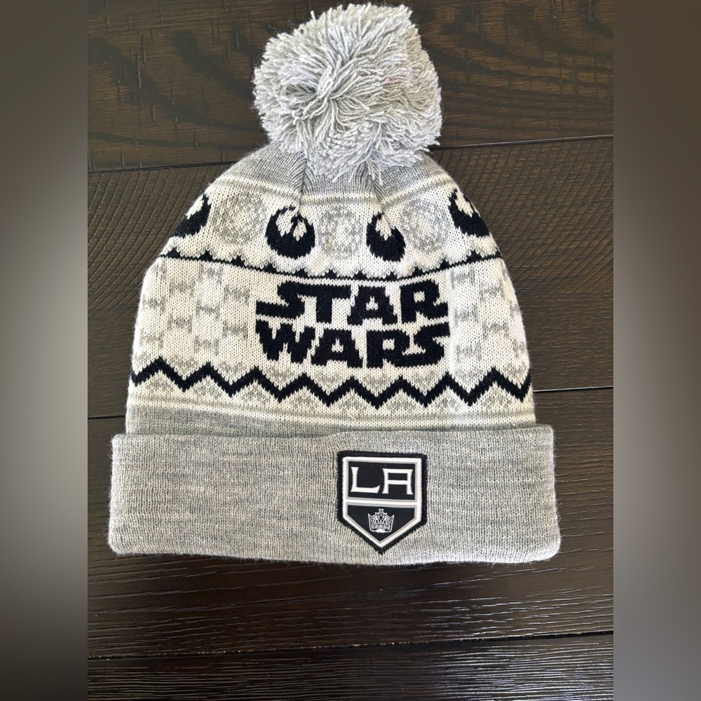 Star Wars Gray Pom-Pom Beanie